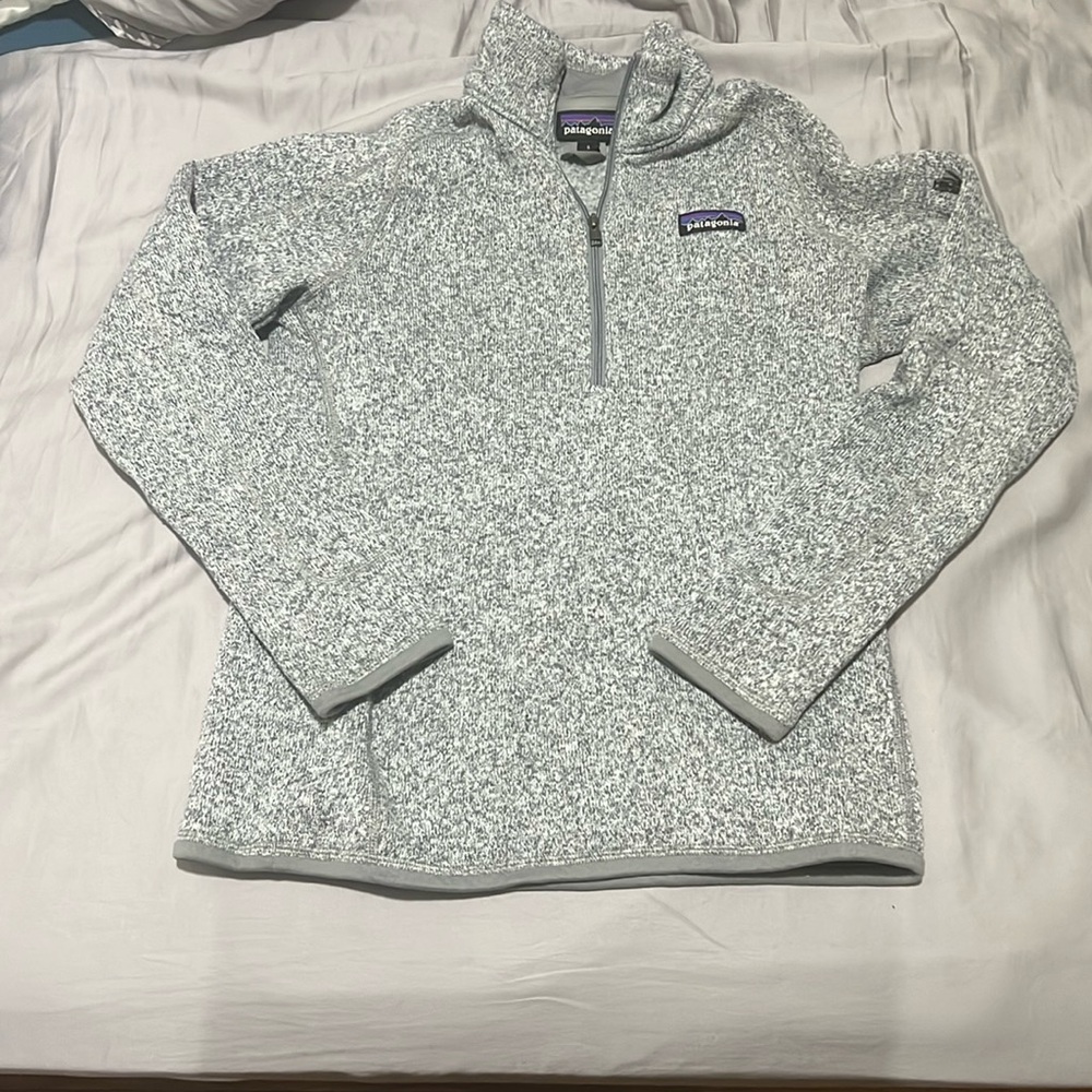 Patagonia quarter zip grey size small